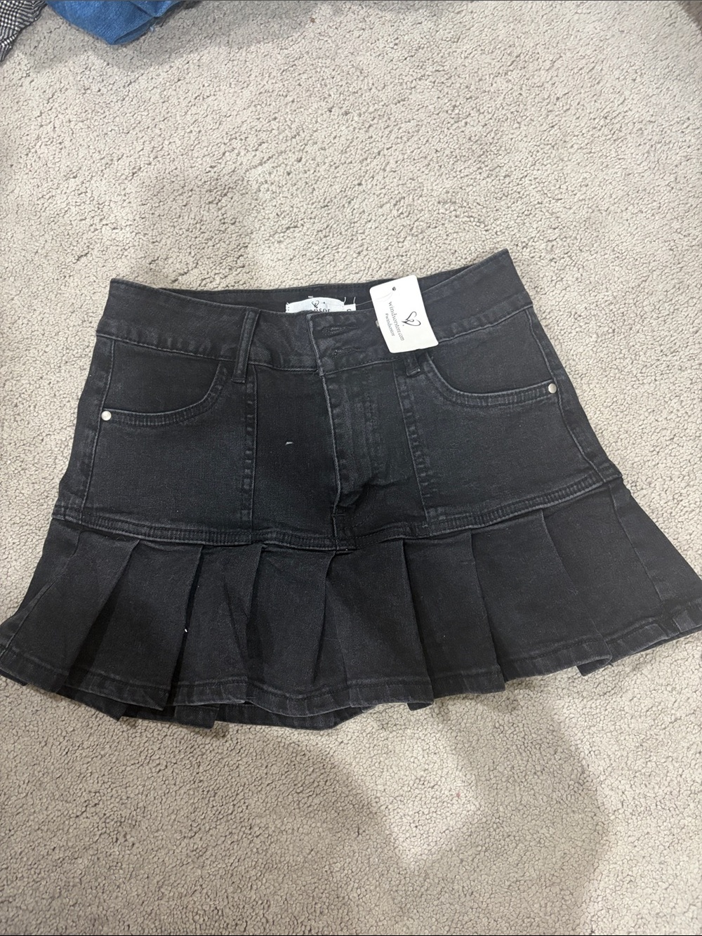NWT Windsor Pleated Black Denim Mini Skirt -